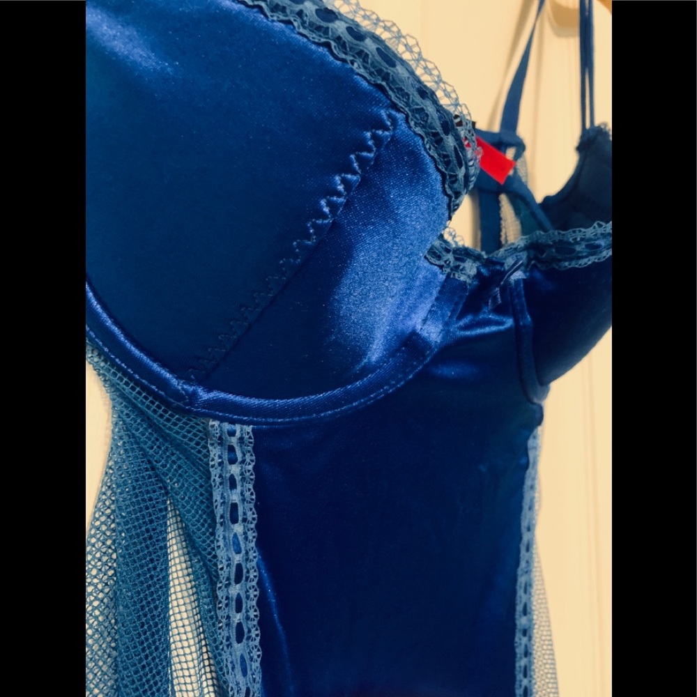 Blue satin and lace nighty!